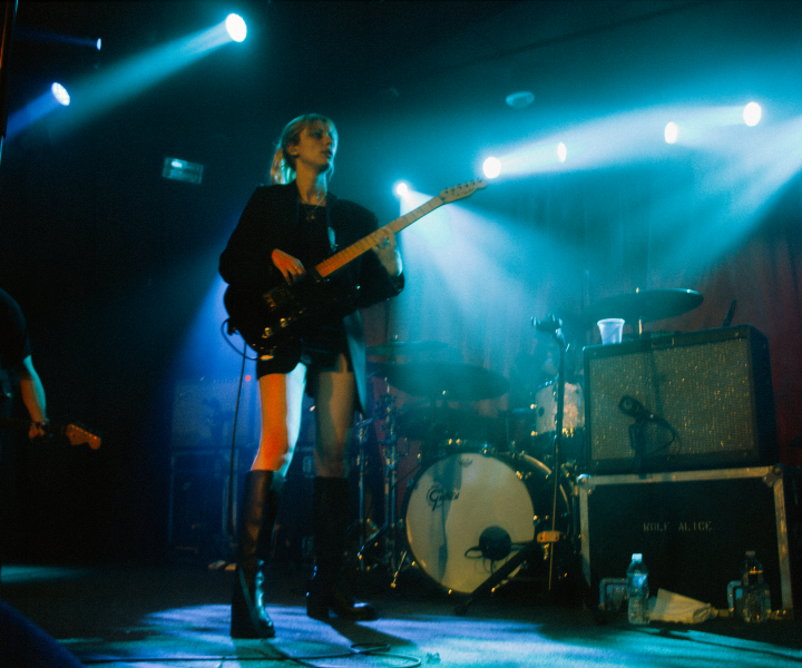British alternative rock band Wolf Alice left a night to remember with their sonically powerful arrangements and high energy as performers. 

Wolf Alice recently released Blue Weekend in the summer, four years after their second album Visions of a Life entered the music world in 2017.  Listening from beginning to end of the new album, it really proves they carved out space to really craft their narrative within those years. Notably, they’re back with an unmatched talent with their storytelling. 